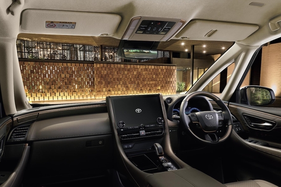 Executive Lounge（プラグインハイブリッド・E-Four）